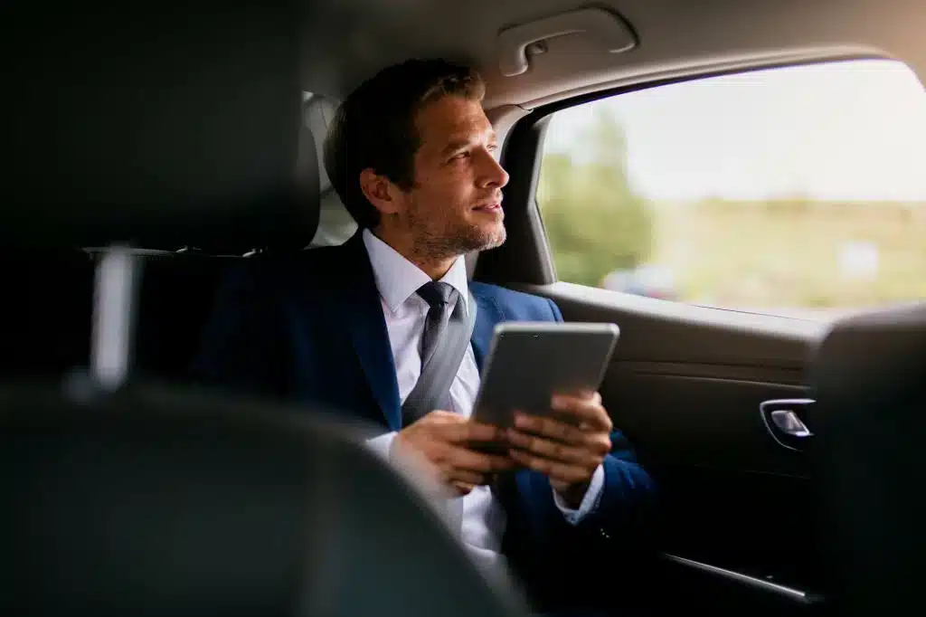 Many Benefits of Taxi Service